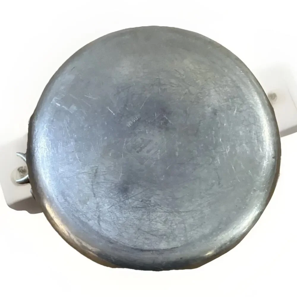 Vintage Wear-Ever 902 Aluminum 8